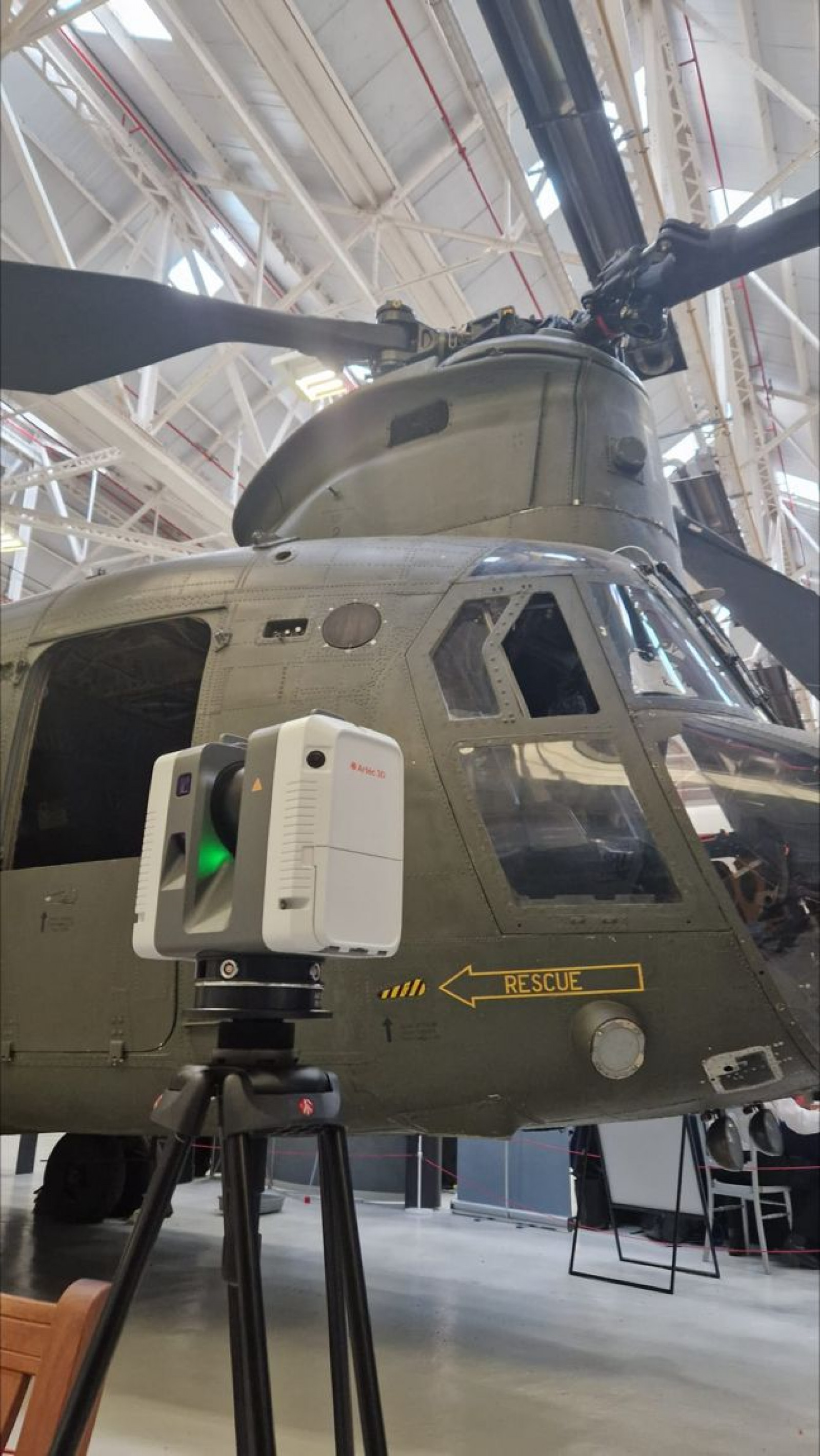 3d scanning a complete helicopter in less than 30...