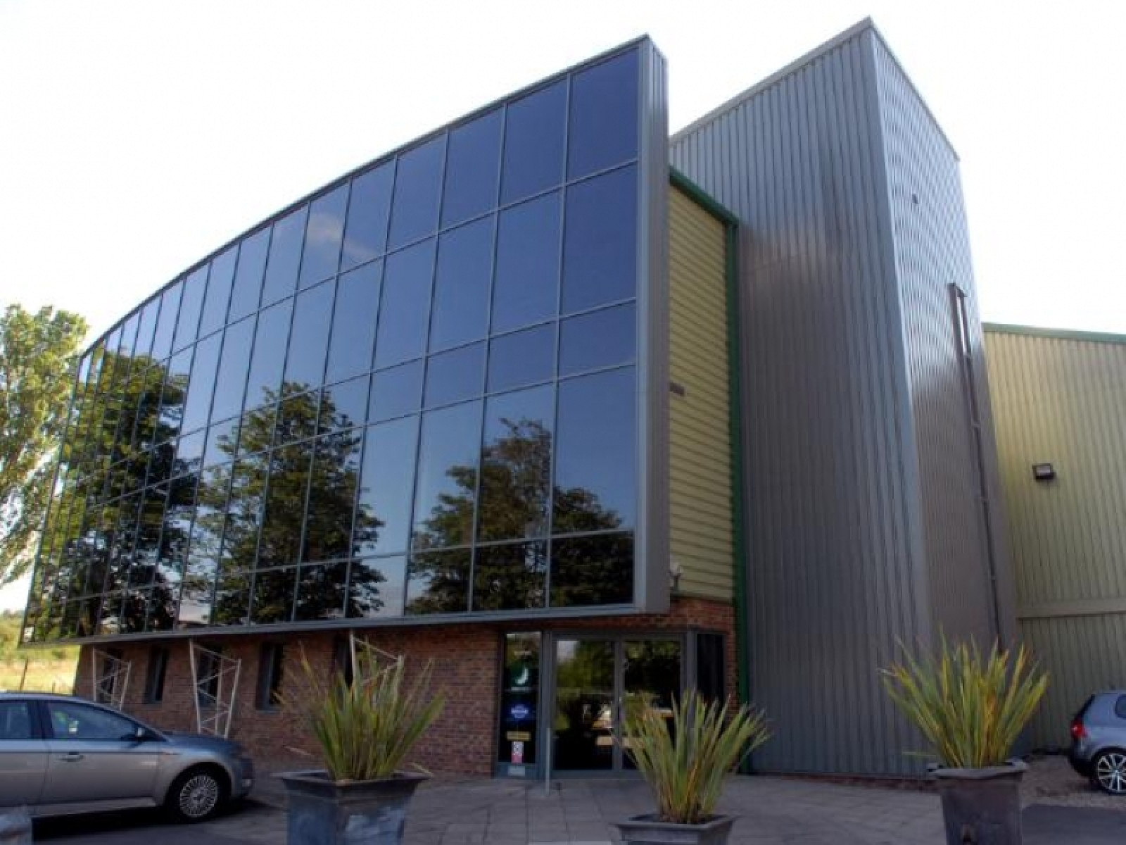 SSC to open East Midlands site after £800k investm...