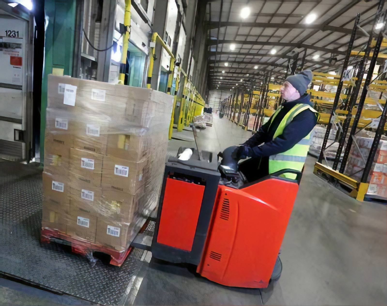 Logistics specialist sees energy bills thaw at Tel...
