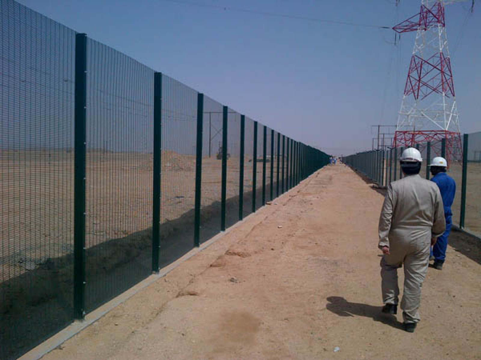 Zaun partners with Rimal Global Group in Oman