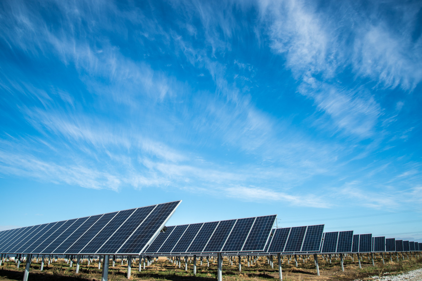 What are Businesses' Finance Options for Investing in Solar Energy?