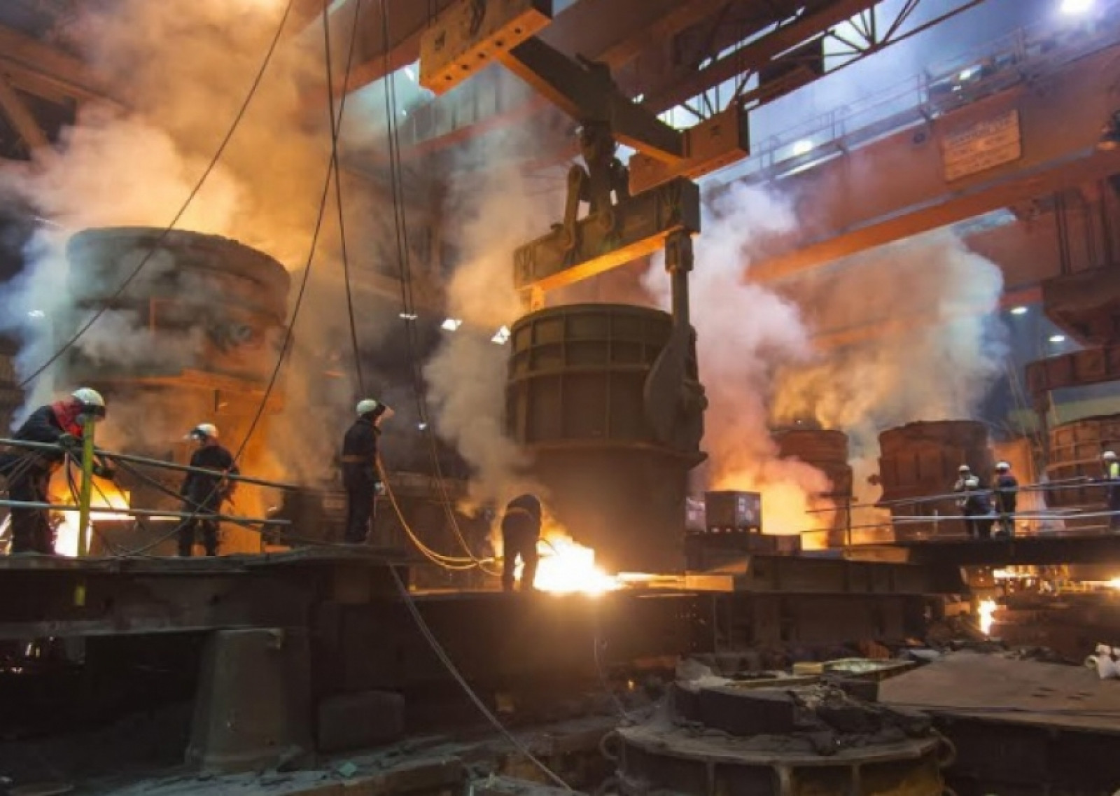 Record-breaking pour for Sheffield steel firm