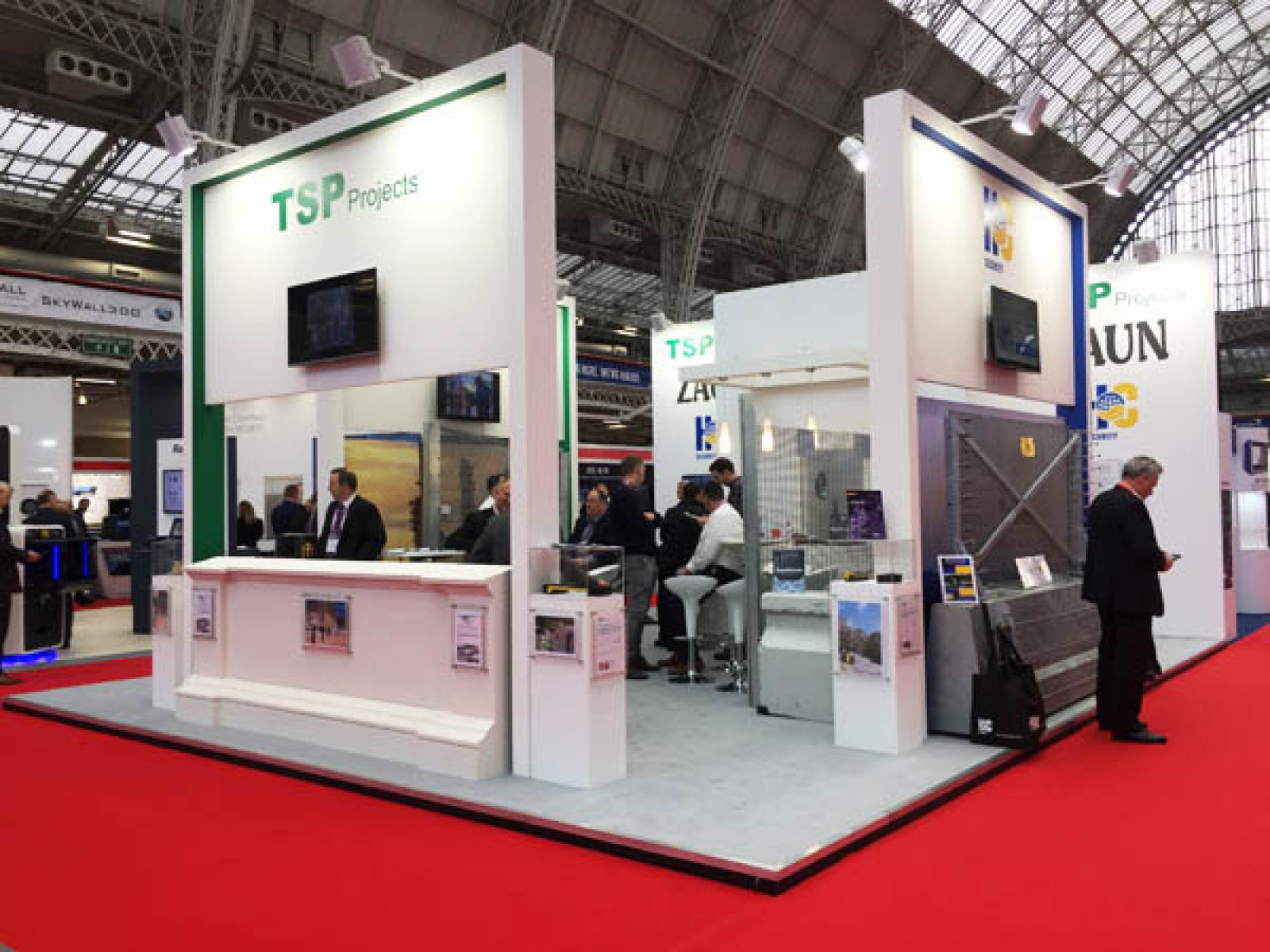 Security solutions fit for UK royalty at ISEC
