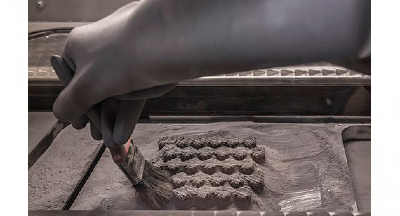 Balancing CNC Machining and 3D Printing for Metal...