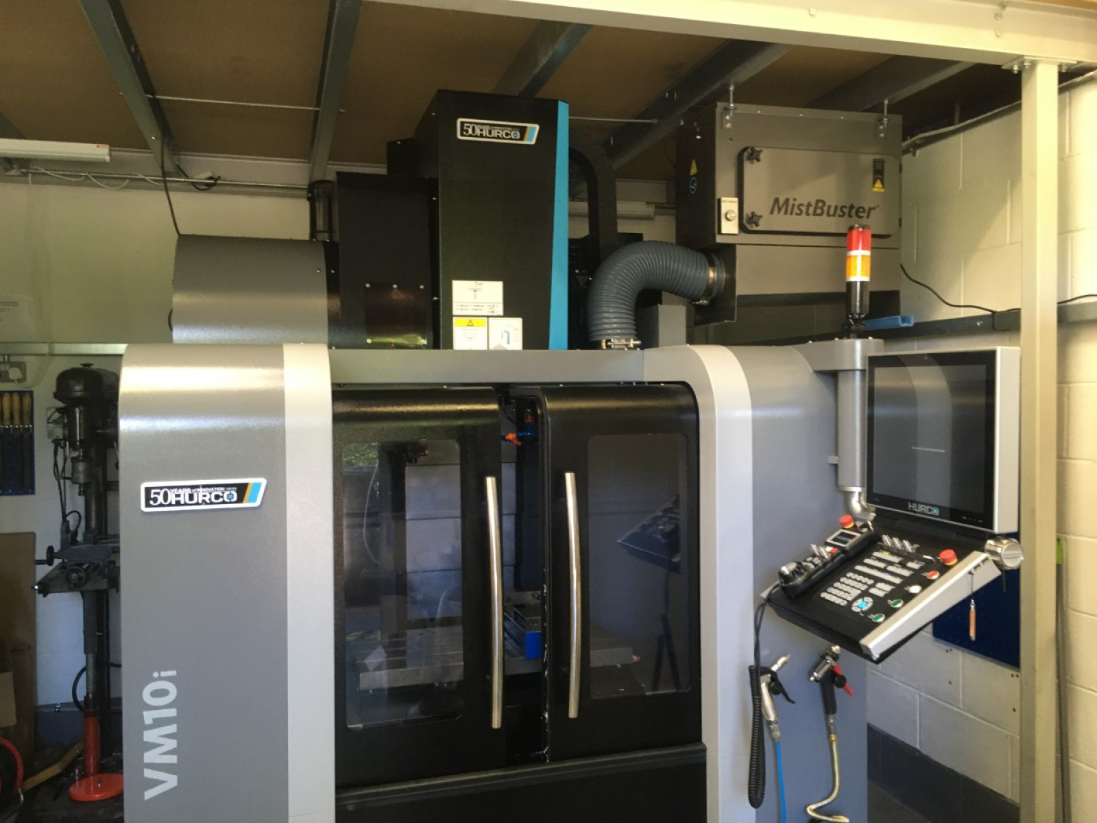 Brown and Holmes install MB500 on a Hurco VM10