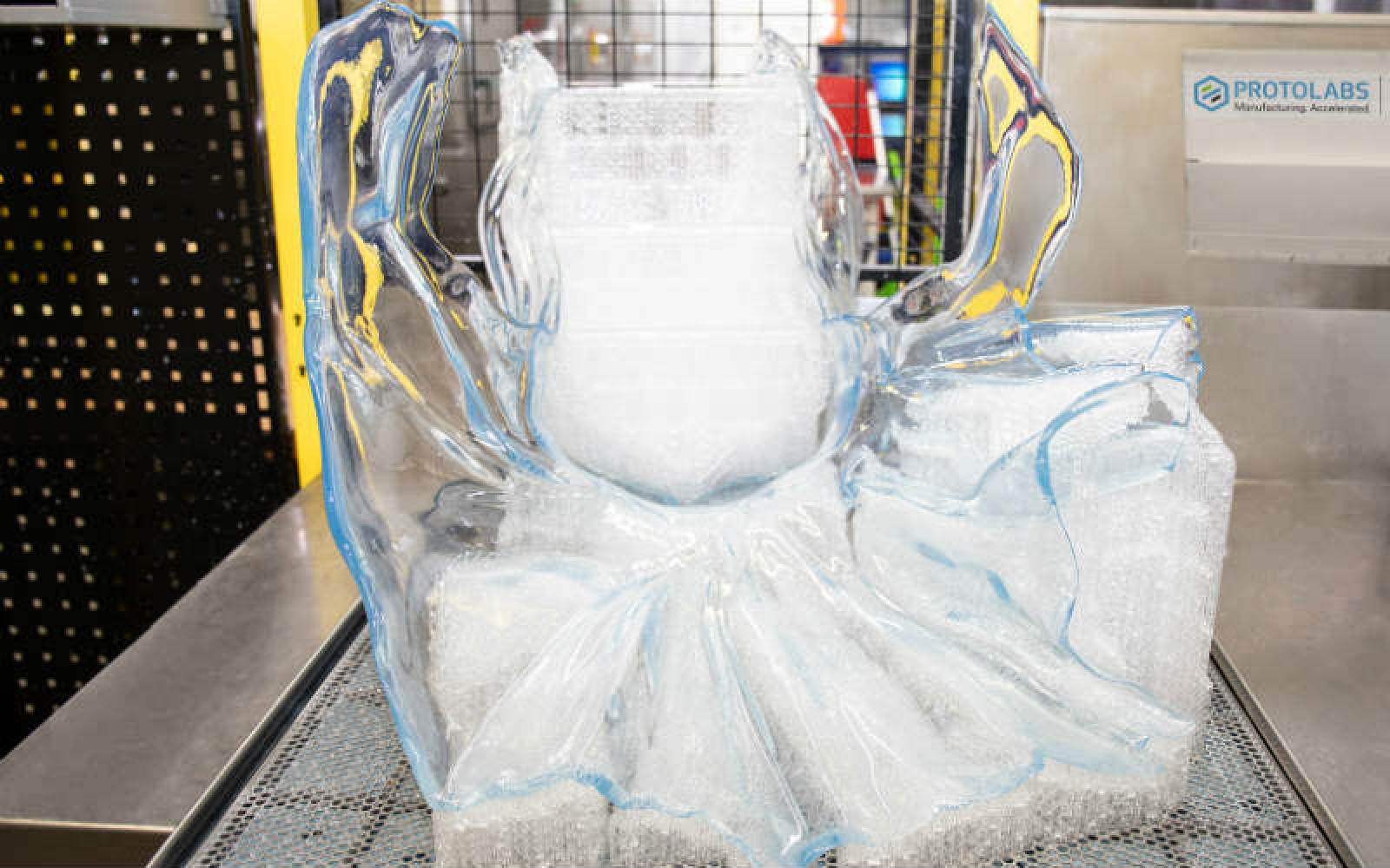 Protolabs and GE Additive's 3D Printing Expertise...