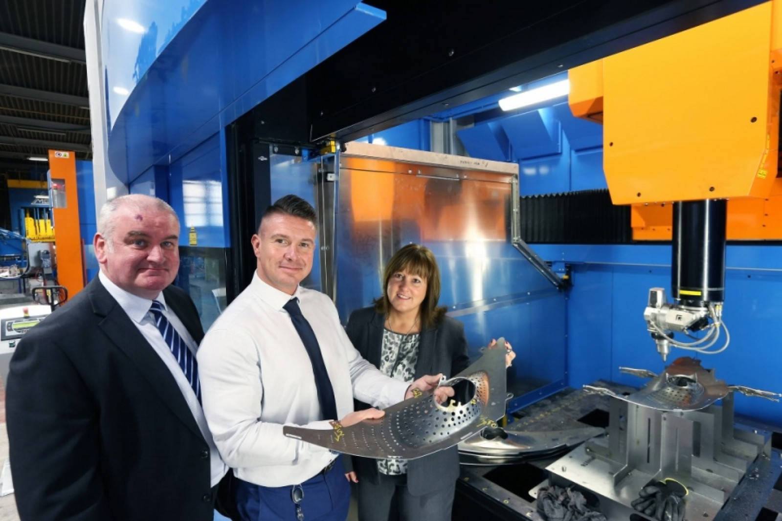 ASTON MARTIN SUPPLIER IN LLOYDS BANK FUNDING