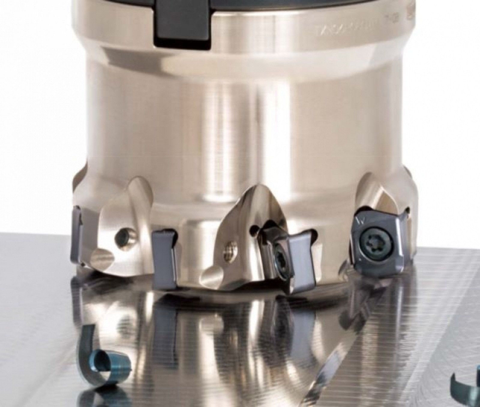 Tungaloy Feeds a New Milling Solution to Machine S...