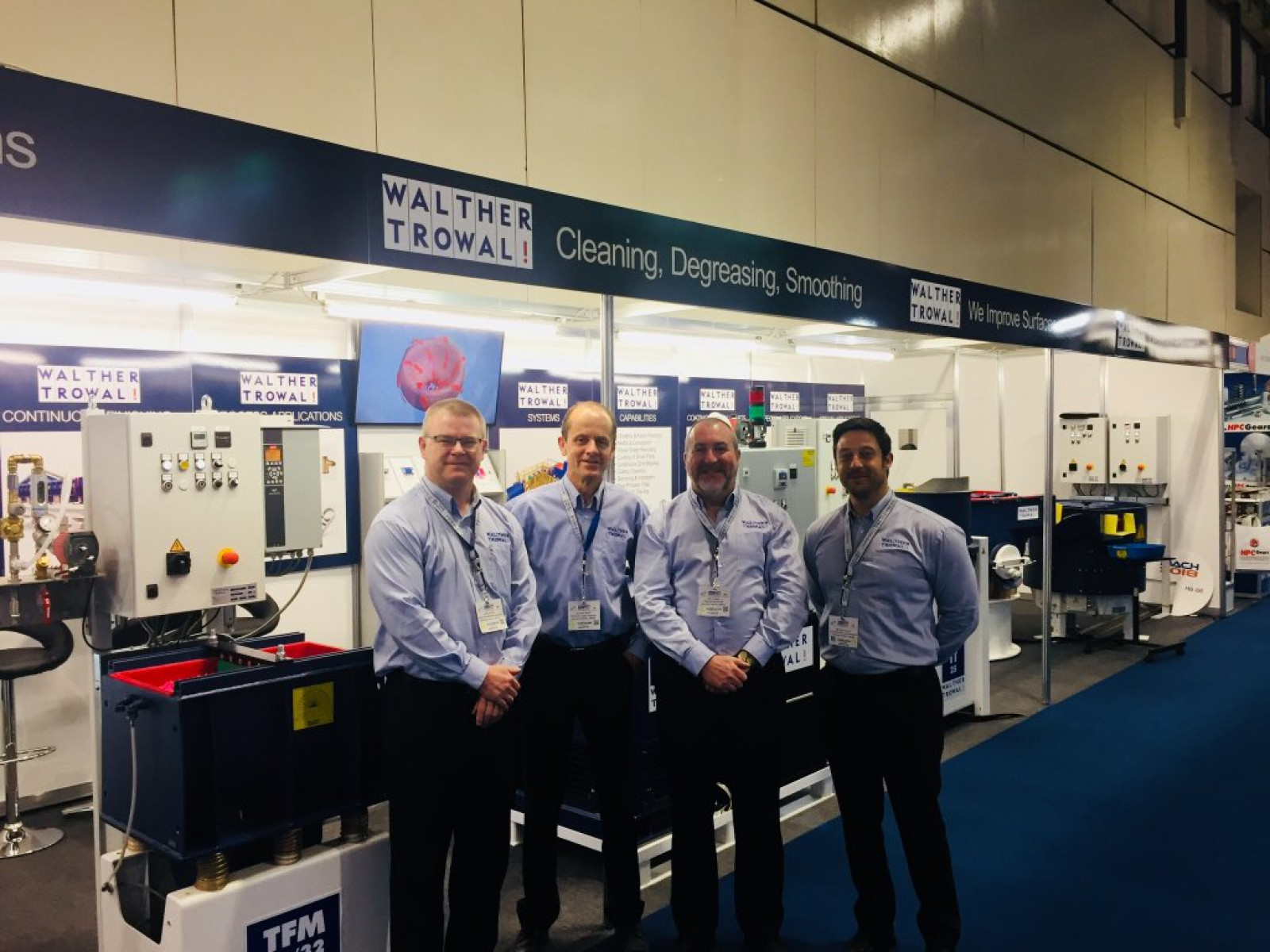 CUSTOMERS âINVEST IN THE BESTâ AT EXHIBITIONS...