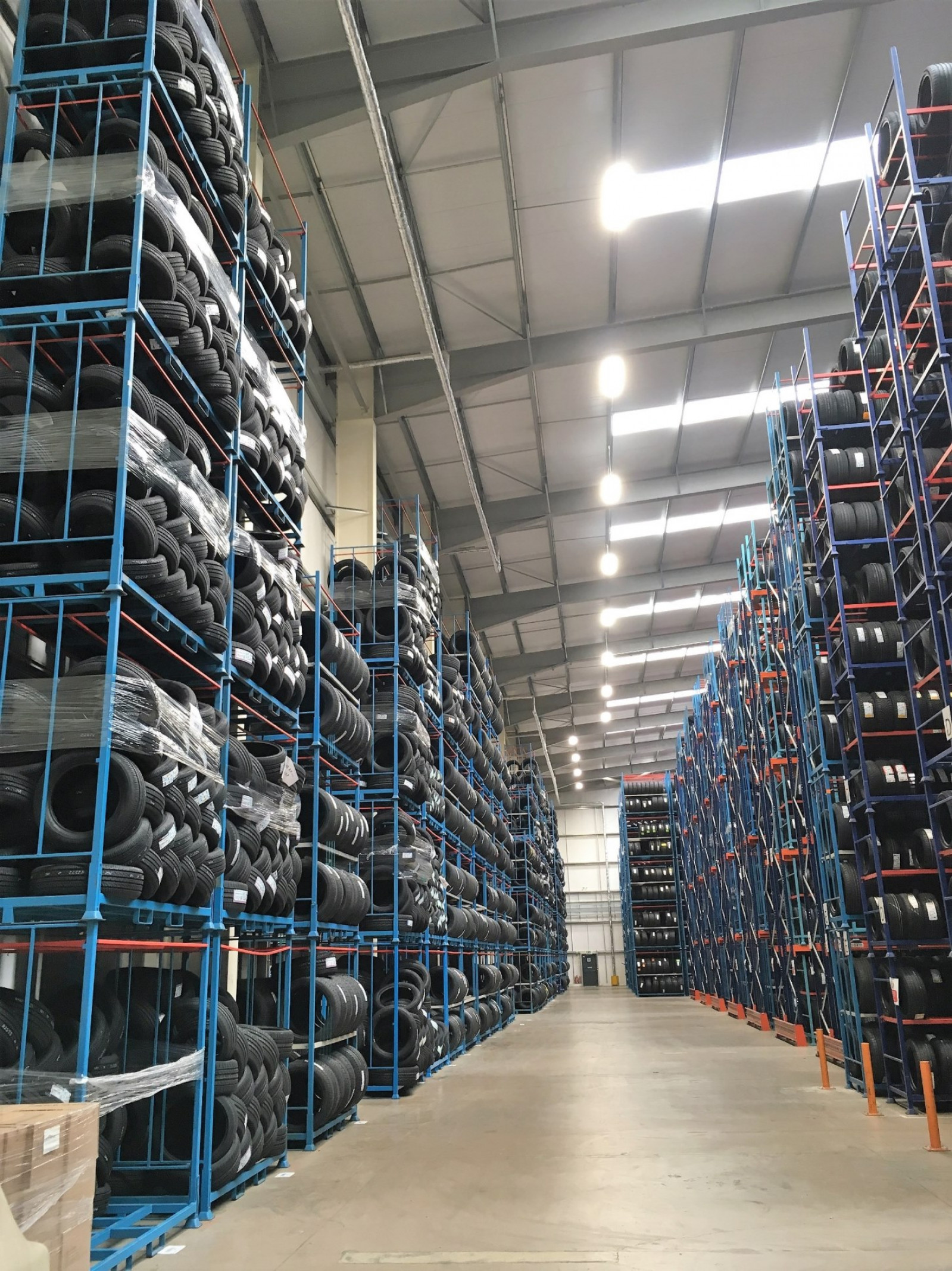 LED lighting for Stapleton Tyres gives major energ...