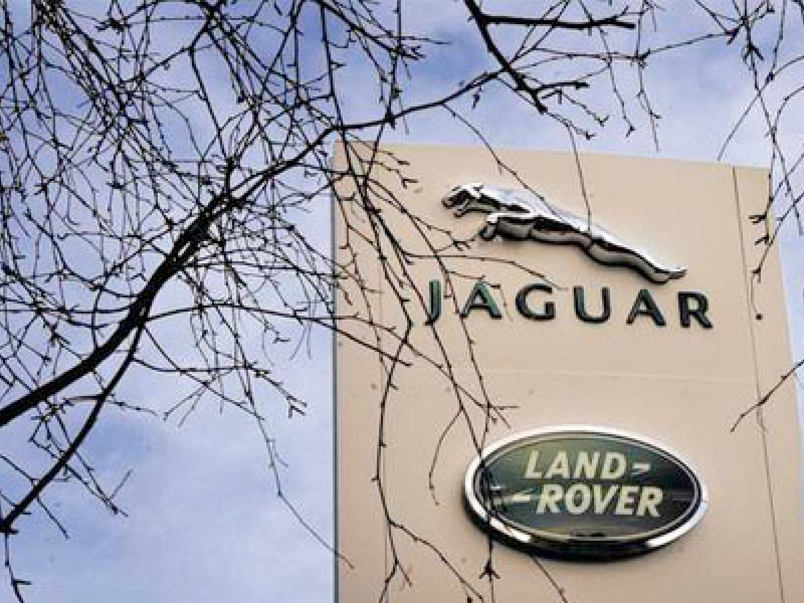 1,000 new jobs at Jaguar Landrover