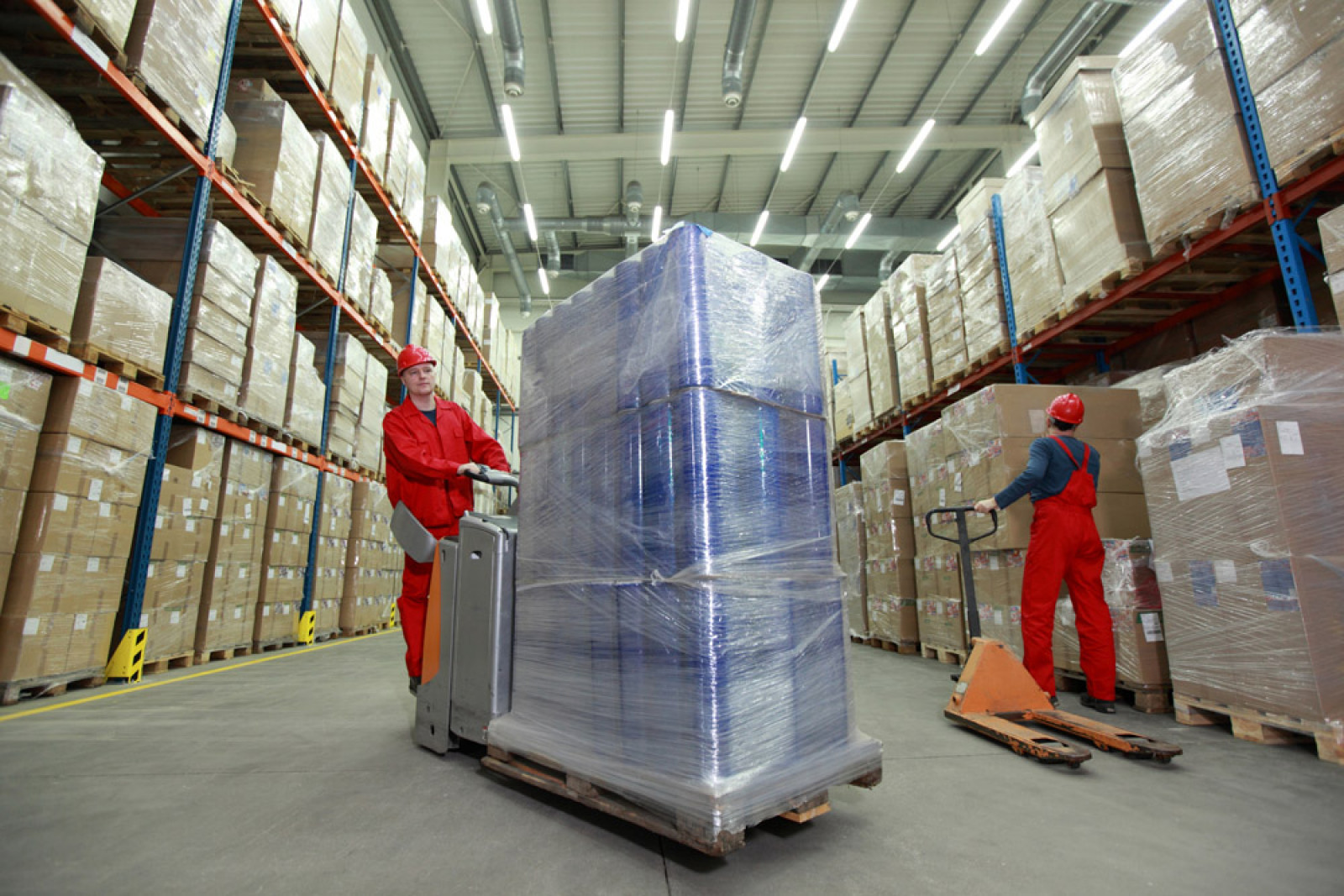 Which stretch wrapping equipment is right for you?